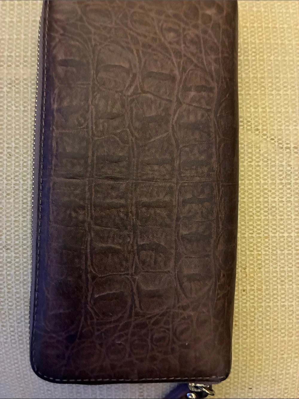 Kenneth Cole Reaction Brown faux Crocodile-Texture Zip Wallet clutch 18&card